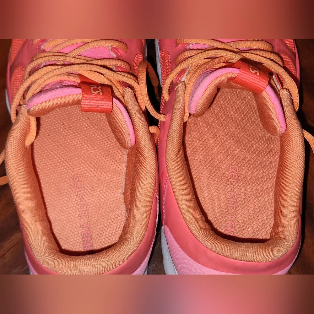 ASICS - F - GEL-FIT TEMPO 3 SHOE Women's Sz 7 - Picture 9 of 9